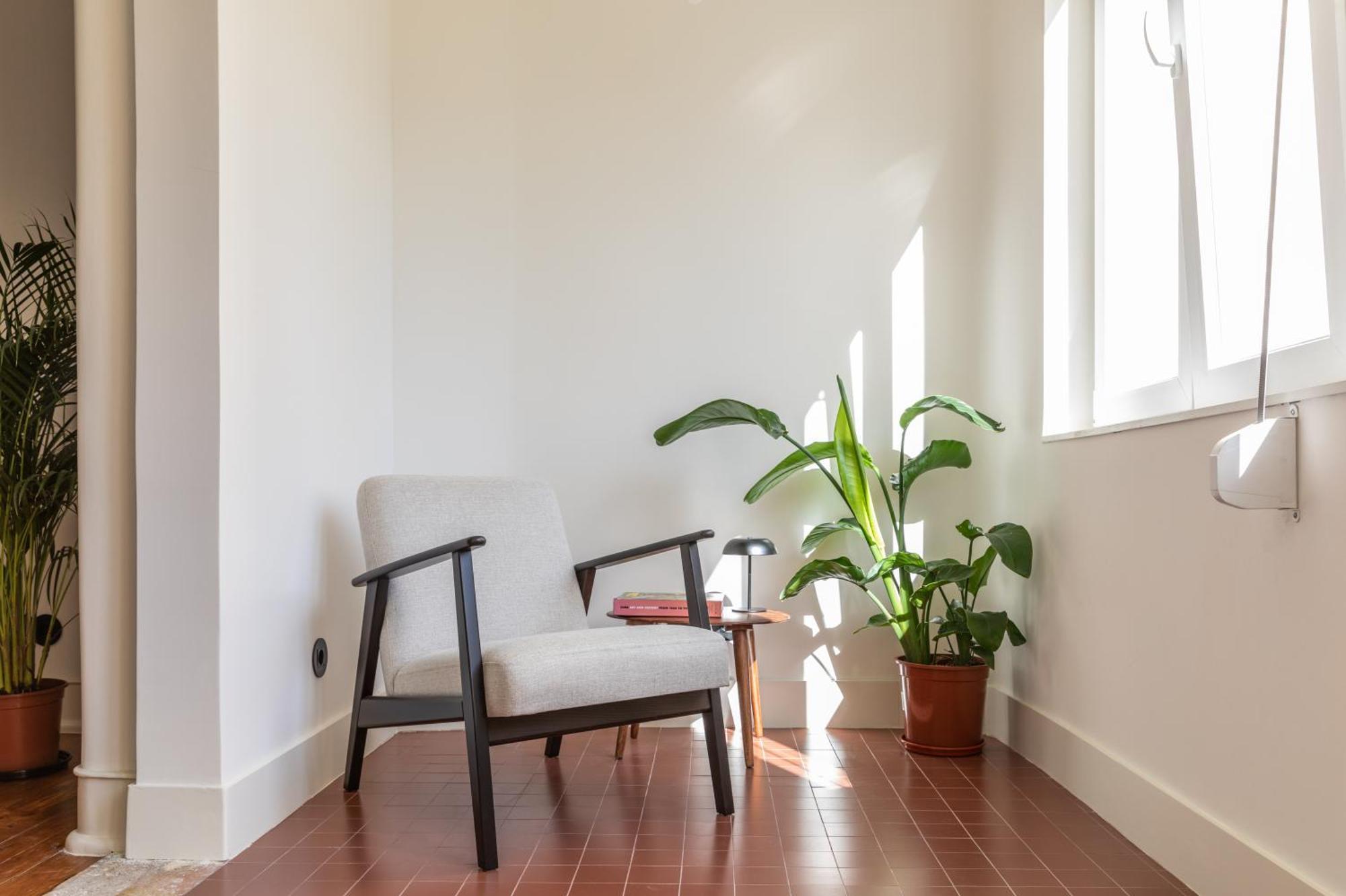 Alvalade 58 - Charming 2 Bedroom Apartment With Ac Near The Airport And City Center Lisboa Eksteriør billede